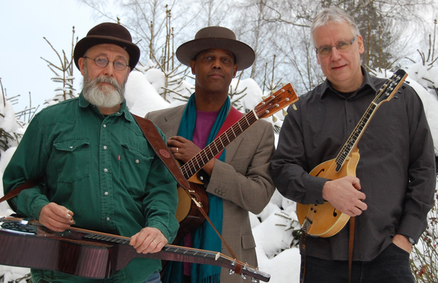 Weltenbummler: Eric Bibb and North Country Far