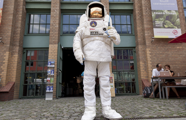 Wissen ist cool: Raumfahrt-Ausstellung