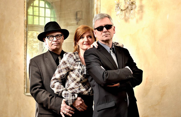 Nina Petri: Nina between Don & Ray