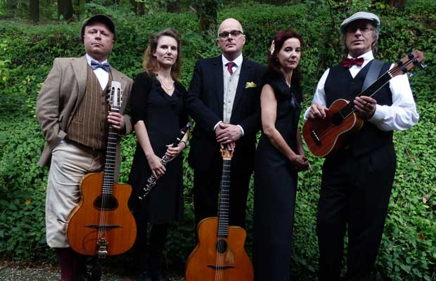 Heiligs Blechle: Julie & the Loulou Stars