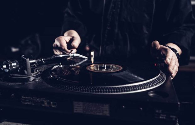 Mellow Weekend (Black to House)